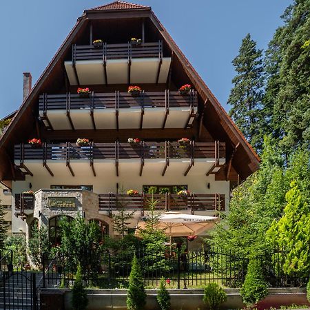 Opus Villa Sinaia Exteriör bild